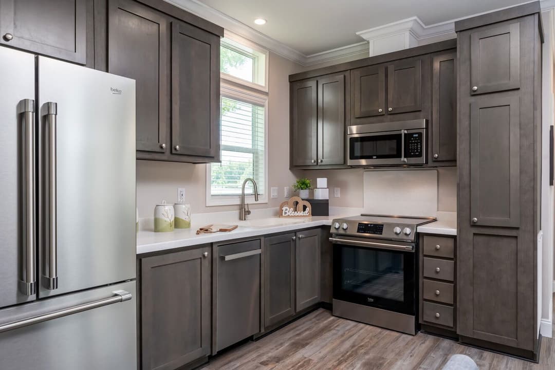 The chariot | 24442a | hud kitchen home features