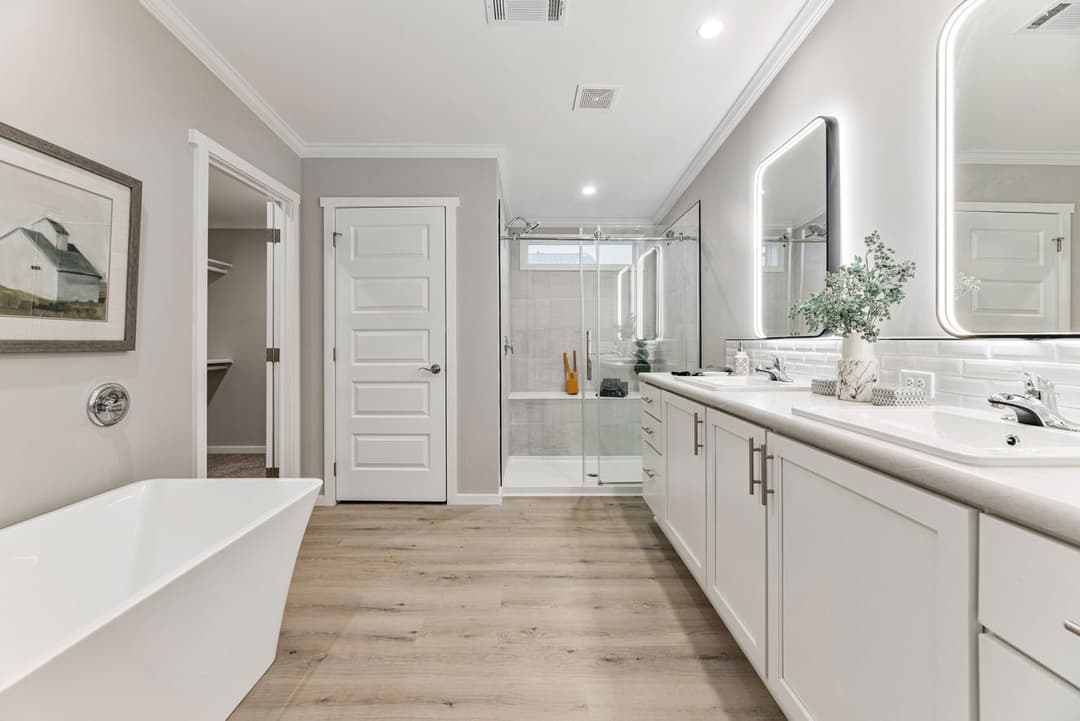 Kennedy ii 30603d bathroom home features