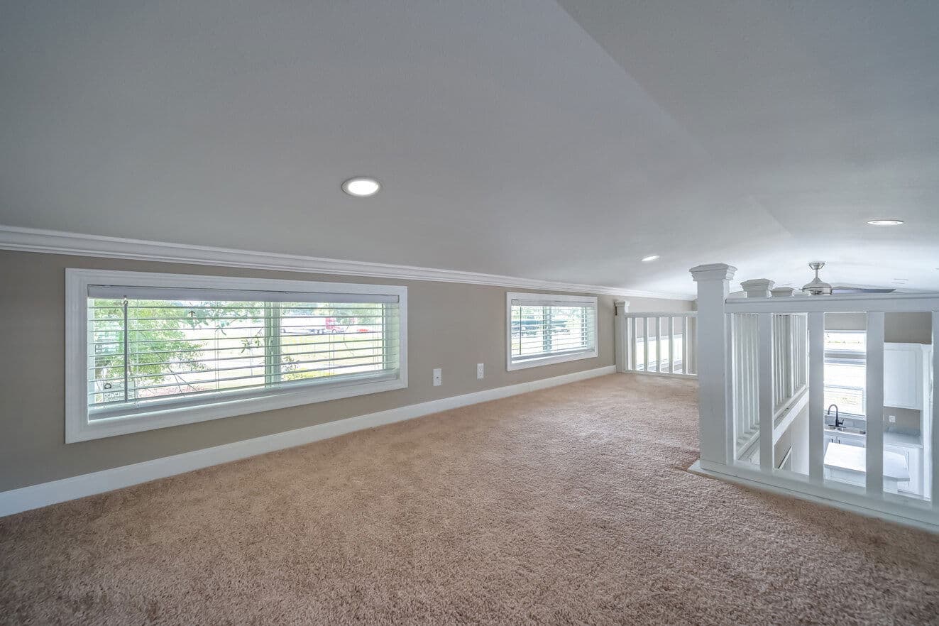 The glacier | 11351g | ansi interior home features