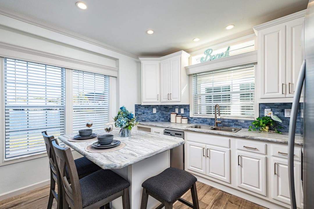 Palm bay 2641b kitchen home features