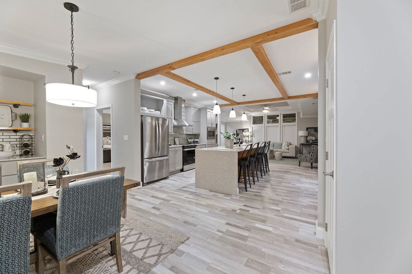 Isla ii 42484a interior home features