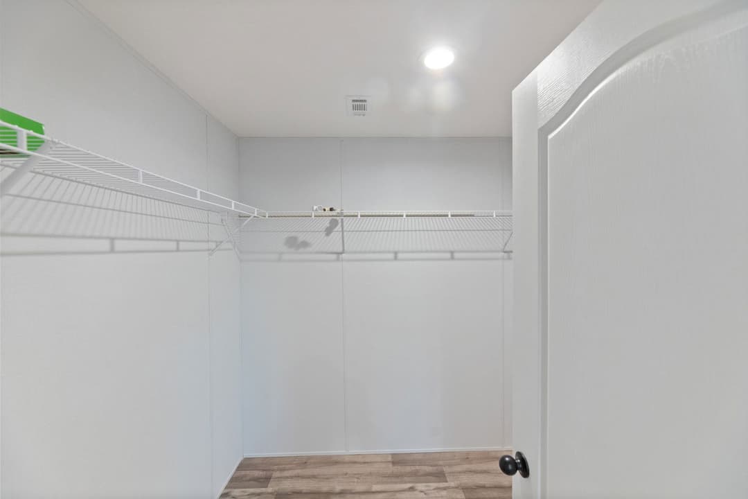 The perry 28764c interior home features