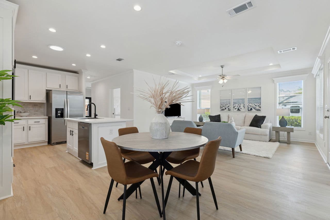 Silver springs 5044a bal harbour interior home features