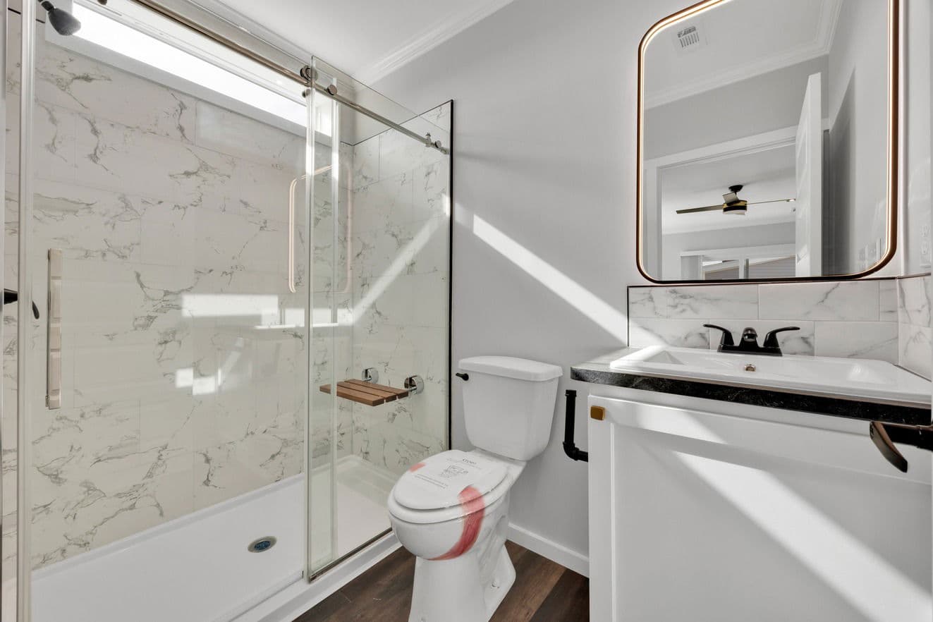 The draper | 40764a | hud bathroom home features