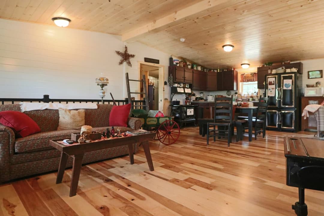 Musketeer 2636 interior home features