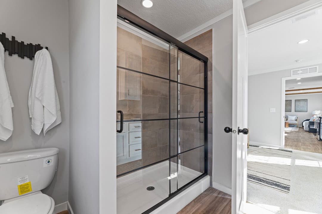 The helix | 16763n | hud bathroom home features