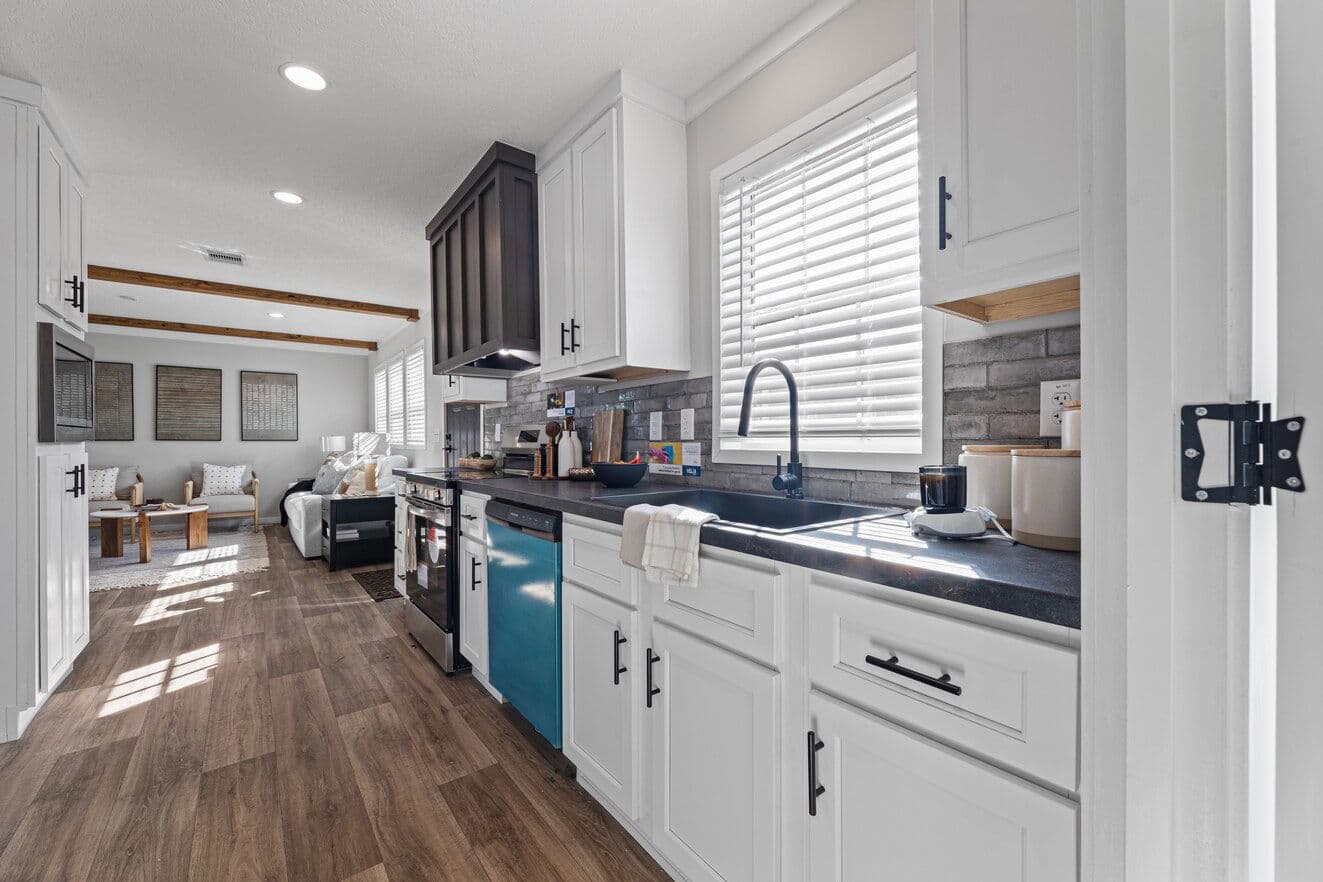 The helix | 16763n | hud kitchen home features