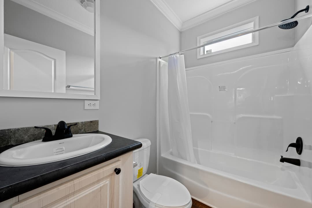 Manning bathroom home features