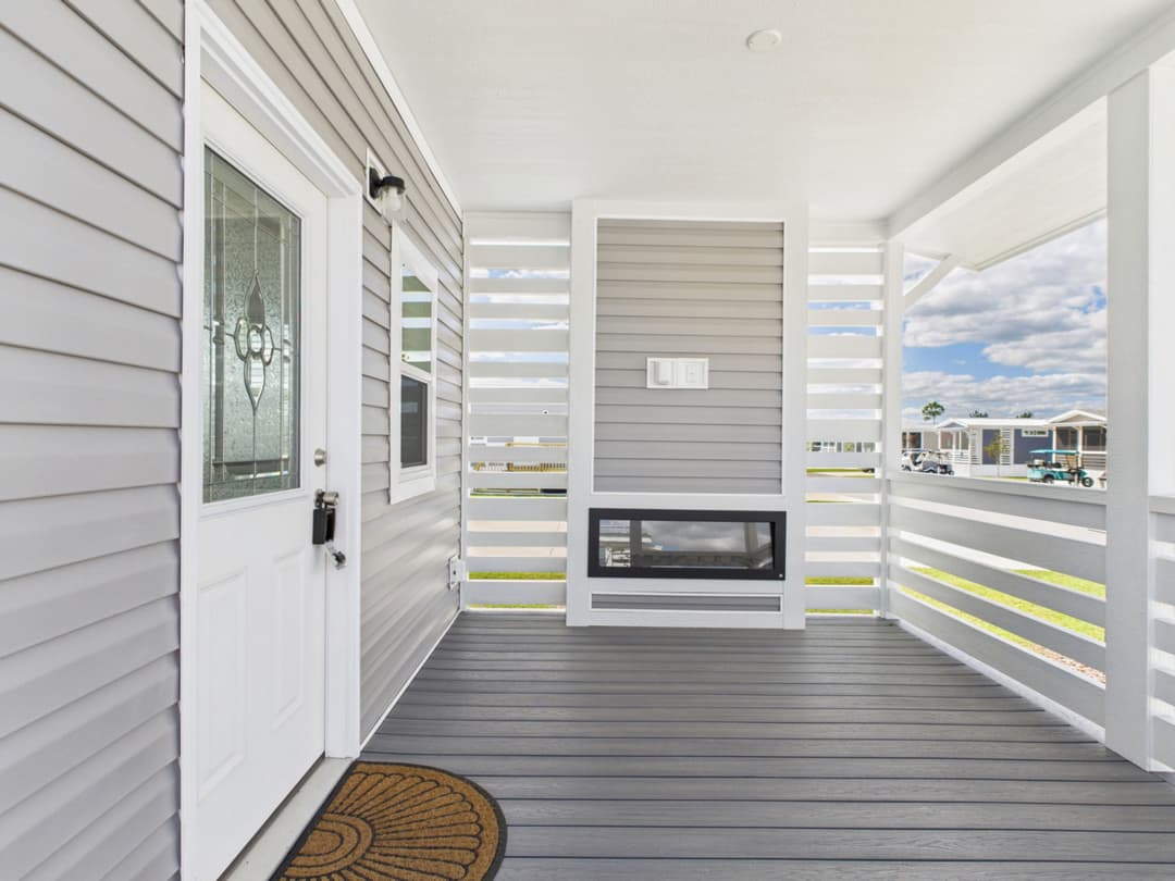 Hawk 13381c exterior home features