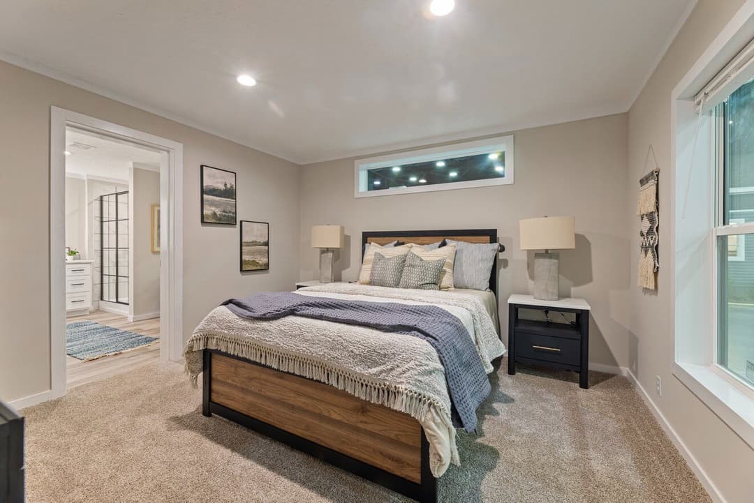 The atmos | 28603n | hud bedroom home features