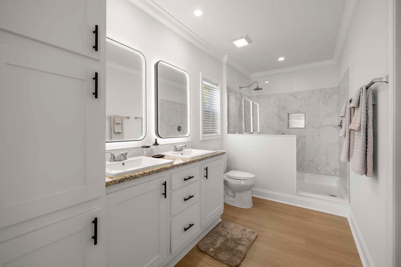 Silver springs 5355 bathroom home features