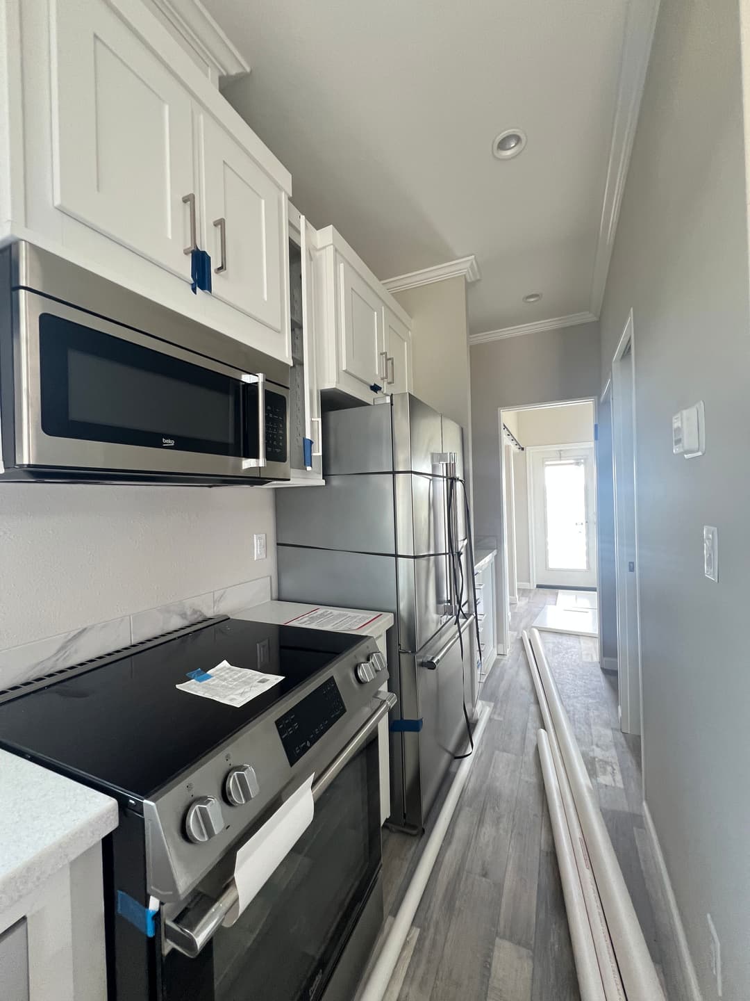 Hawk elite 13381d interior and kitchen home features