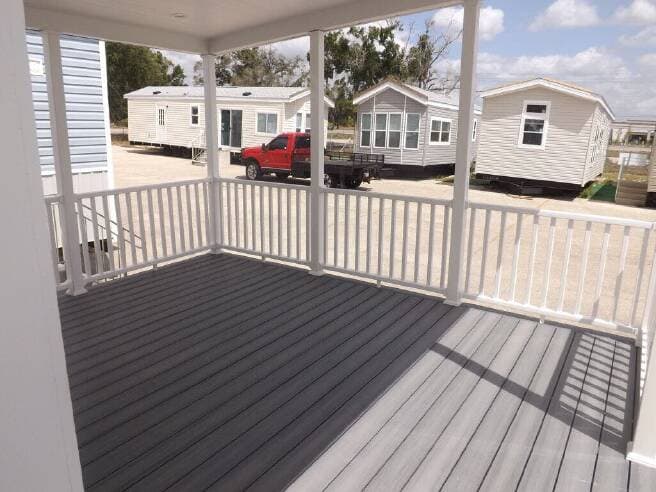 Eagle 15461a exterior home features