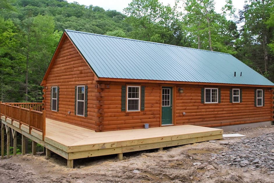 Musketeer 2636 exterior home features