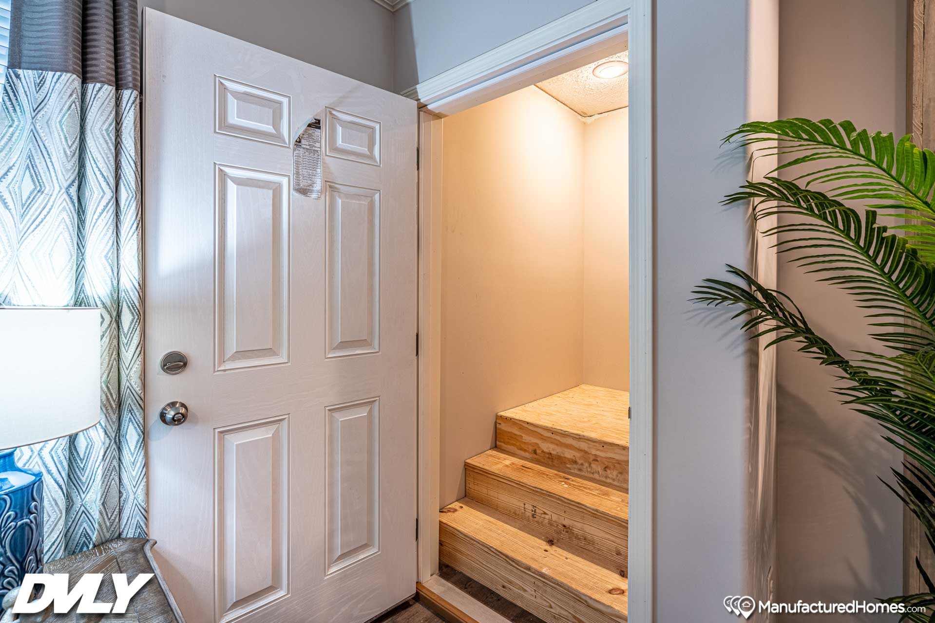 The julia interior home features