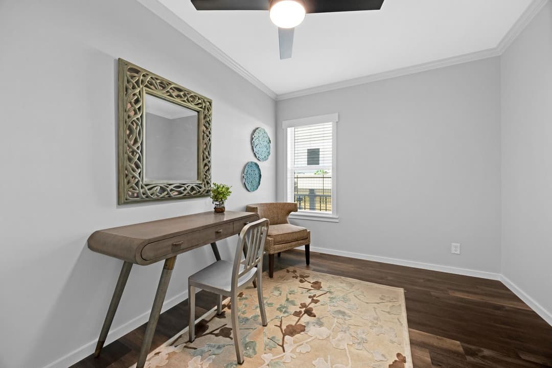 The draper | 40764a | hud interior home features