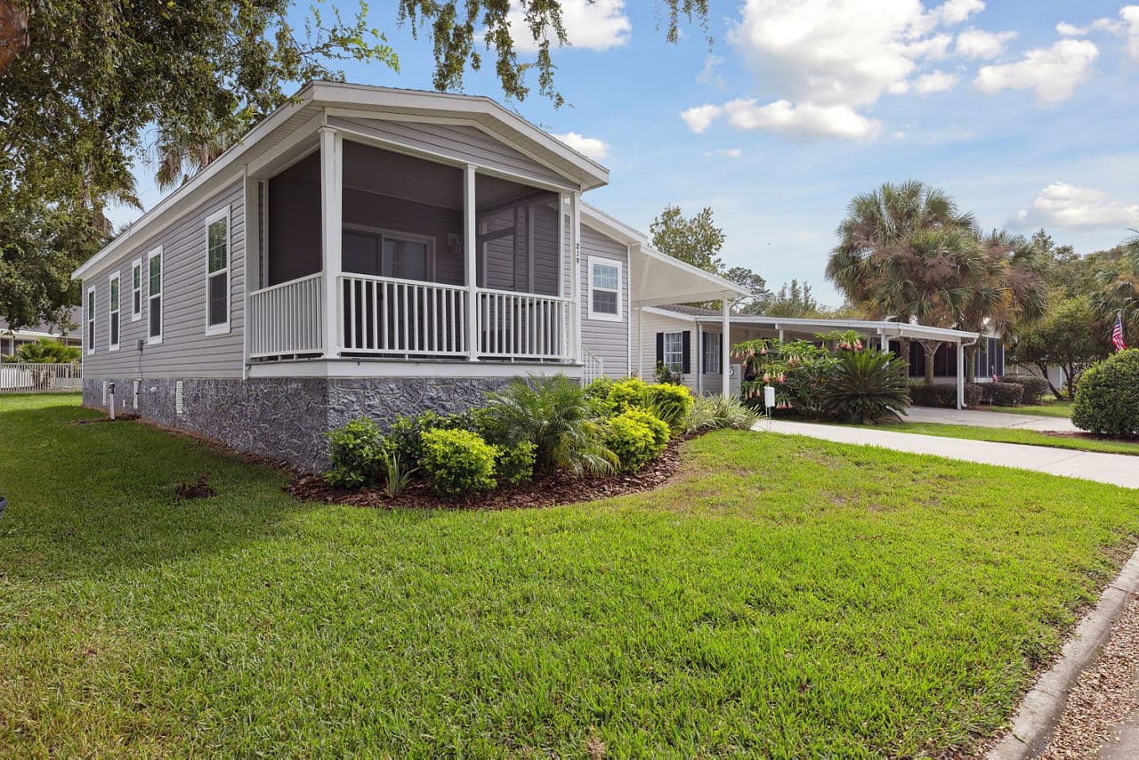 Silver springs 4893 exterior home features
