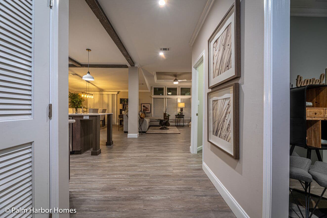 Tradewinds ii 40684c interior home features