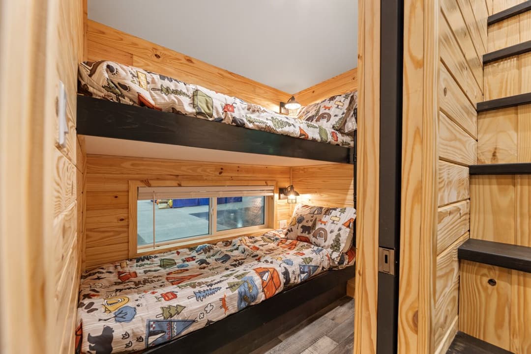 The parkview | 13291p | ansi bedroom home features