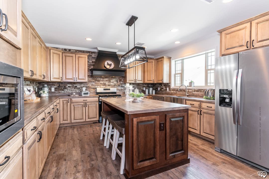 The clarkson kitchen home features