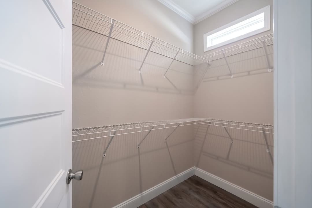 The chariot | 24442a | hud interior home features