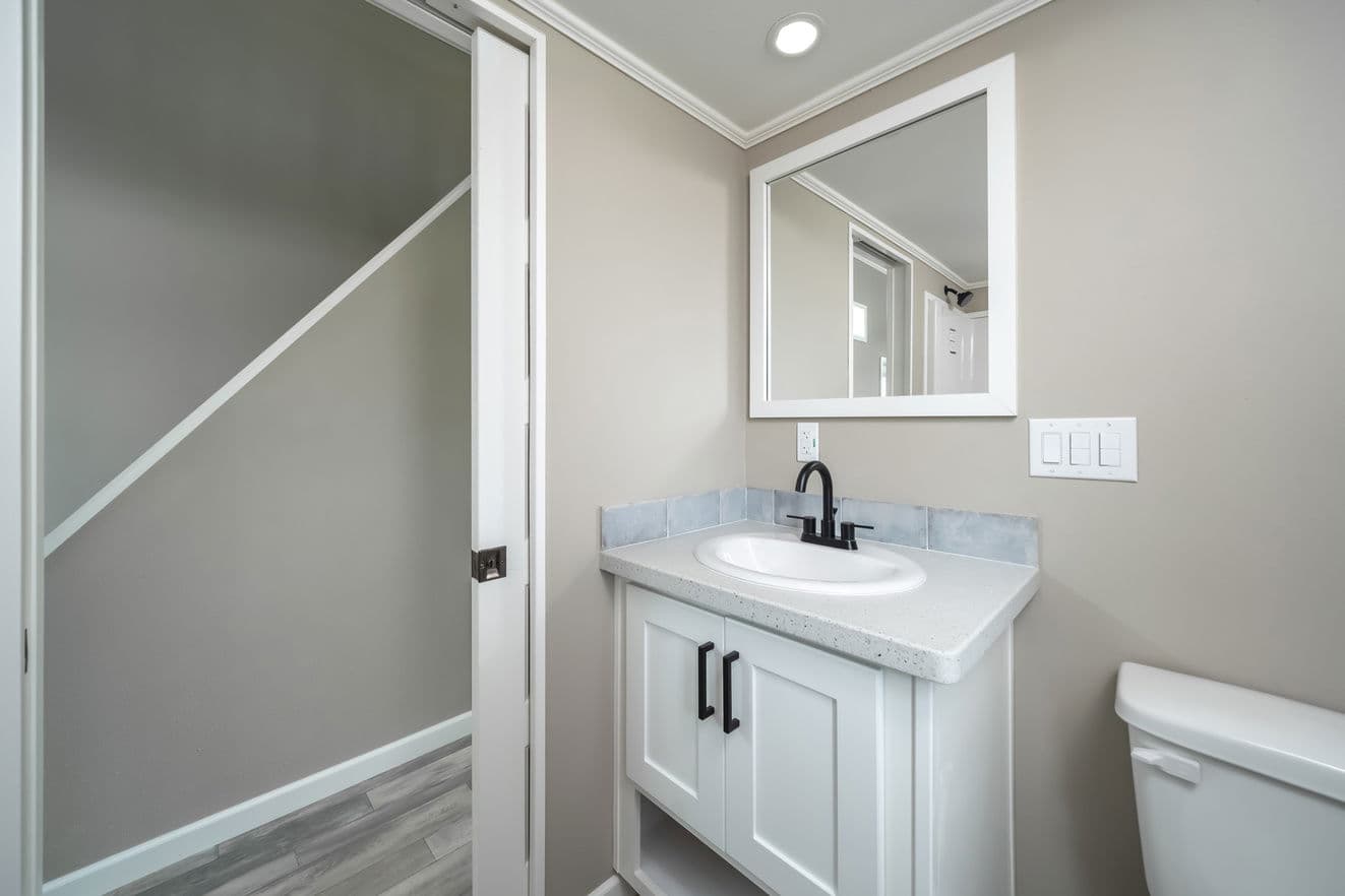 The glacier | 11351g | ansi bathroom home features