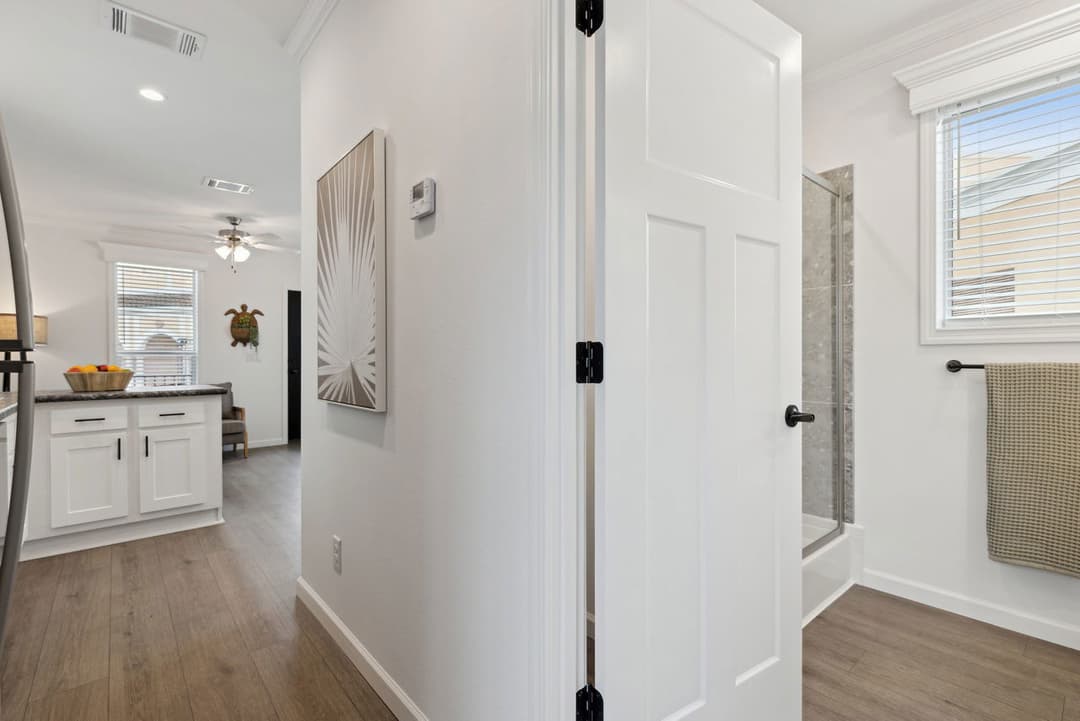 Calloway 239 interior home features