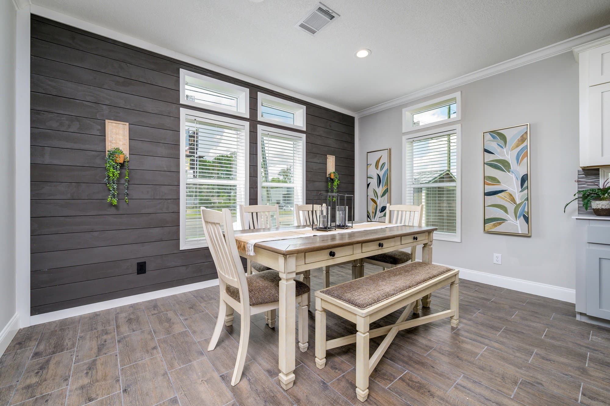 Key largo interior home features