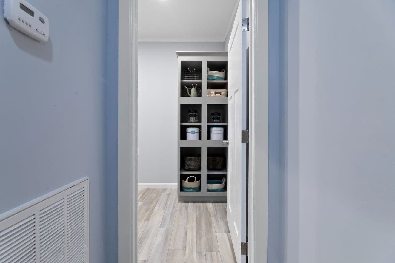 Finley 28684a interior home features