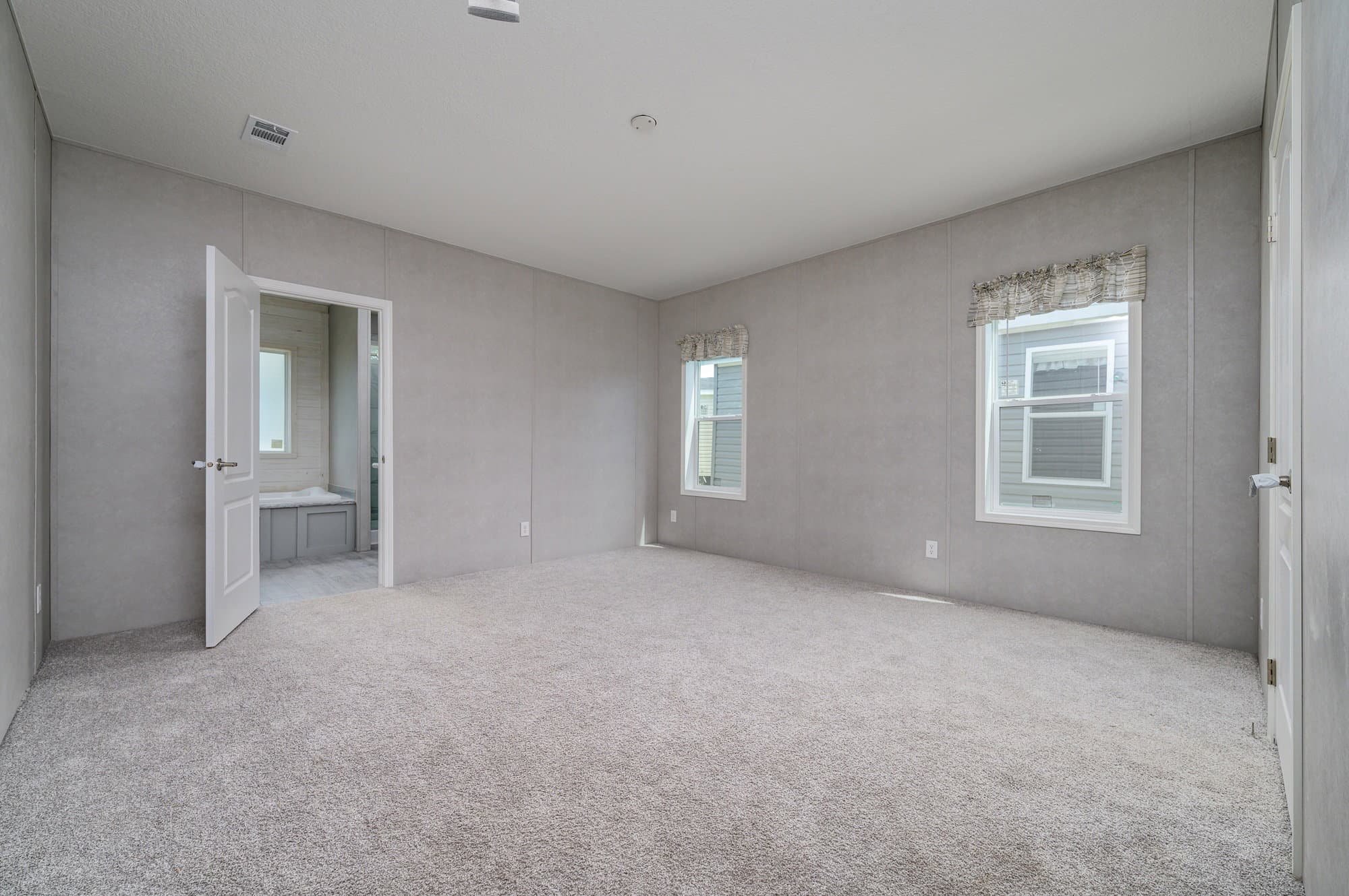 Keaton bedroom home features