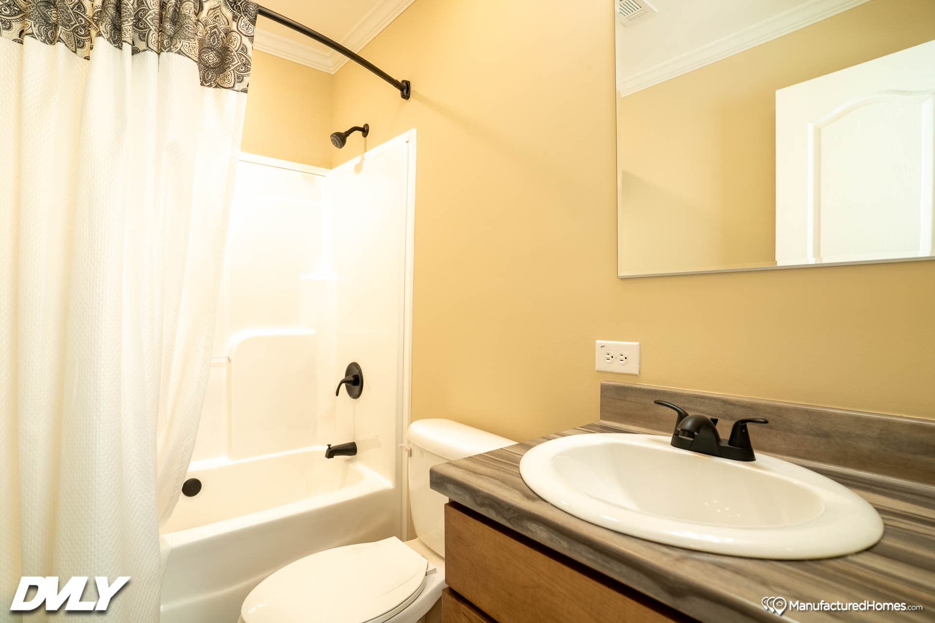 The lodge 4 bathroom home features