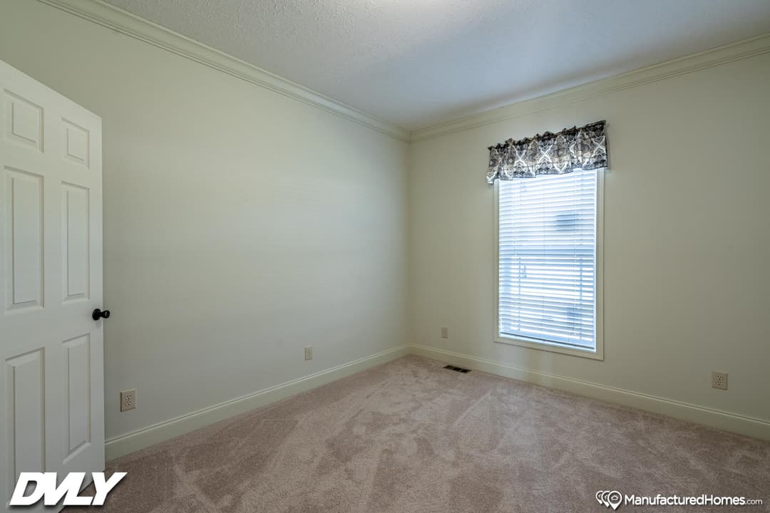 Orchard house (study) bedroom home features