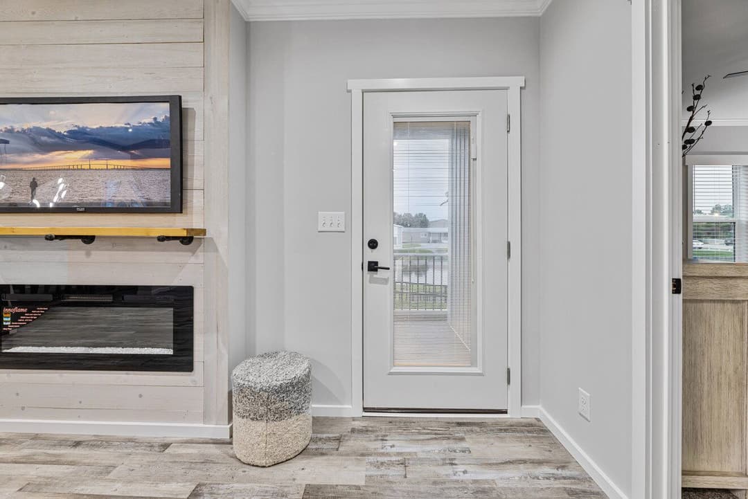 The davan | 28683a | hud interior home features