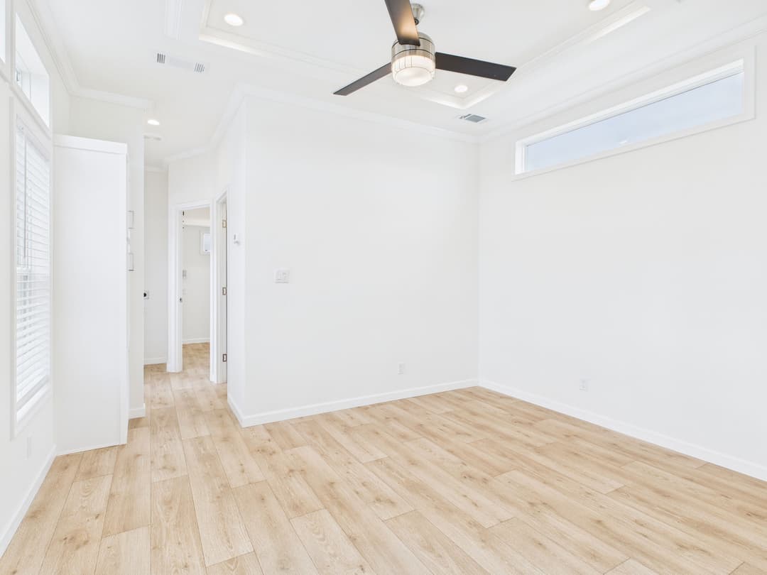 Lake charles 13381b interior home features