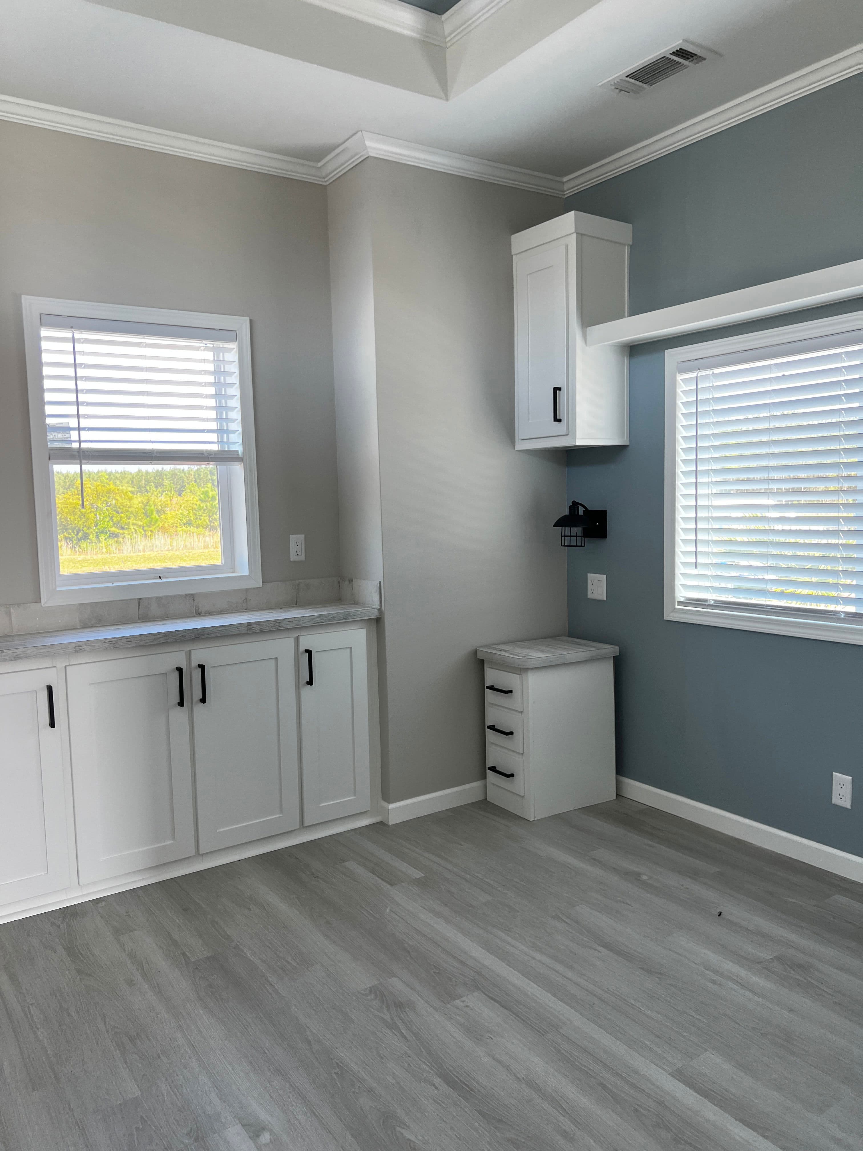 Hawk elite 13381b  home features