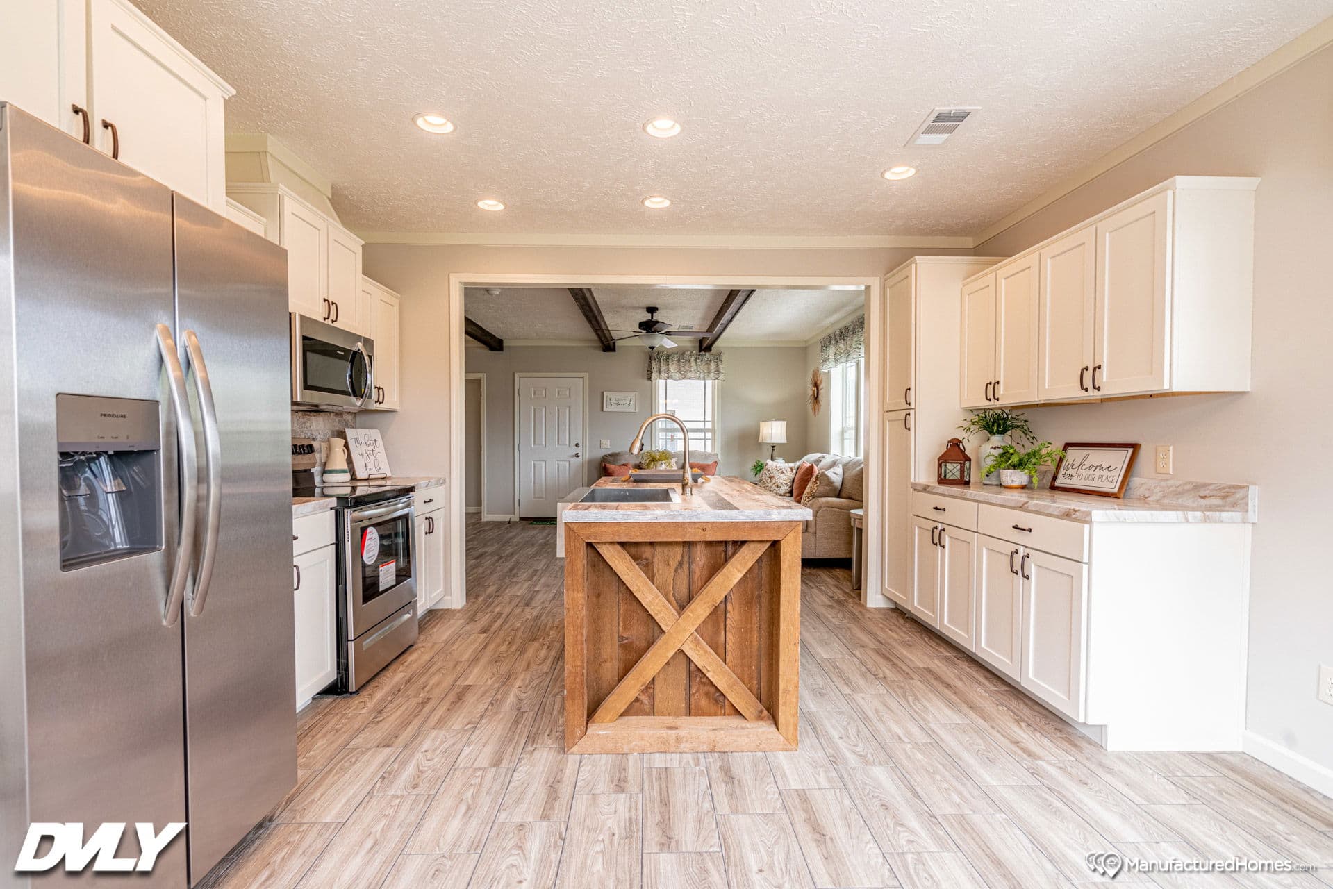 The haven kitchen home features