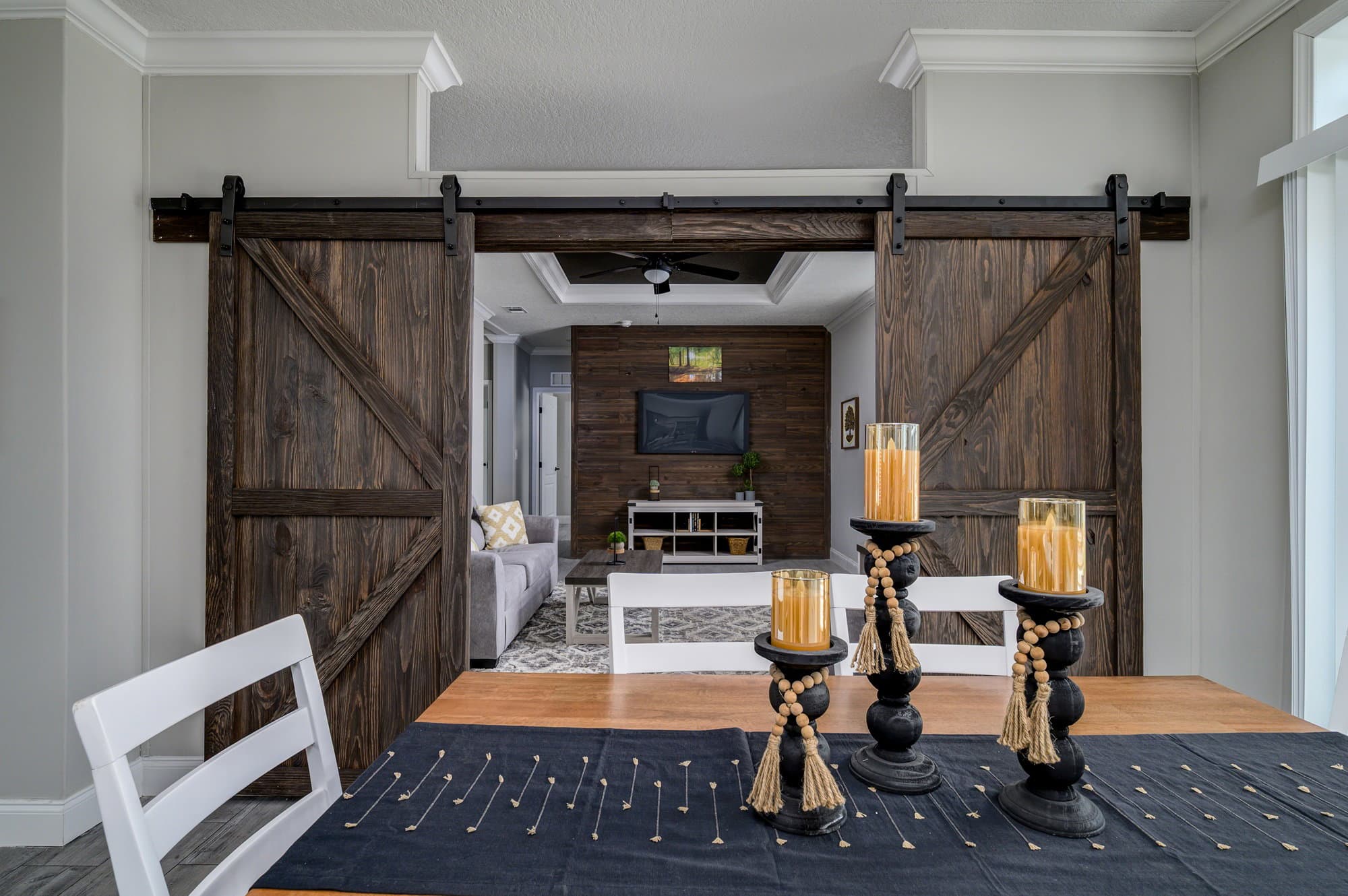 Annabelle interior home features