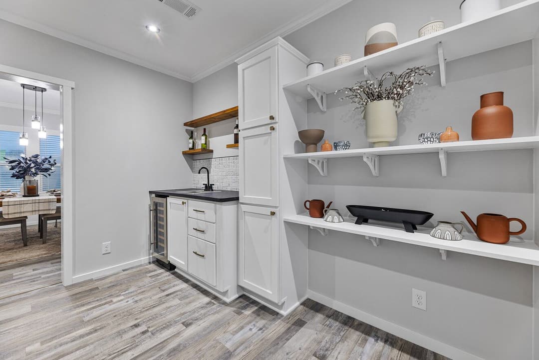 The davan | 28683a | hud interior home features