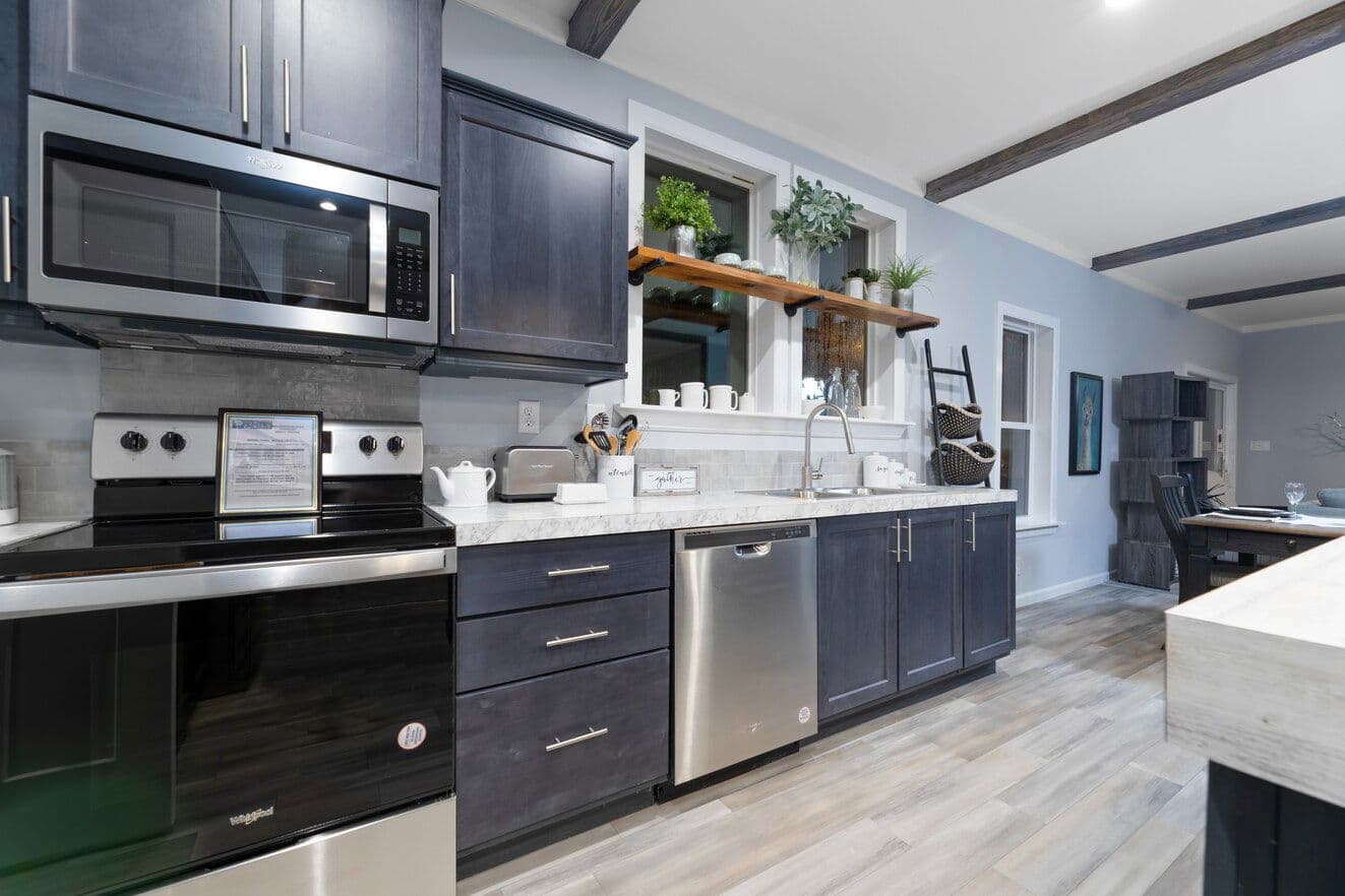 Finley 28684a kitchen home features