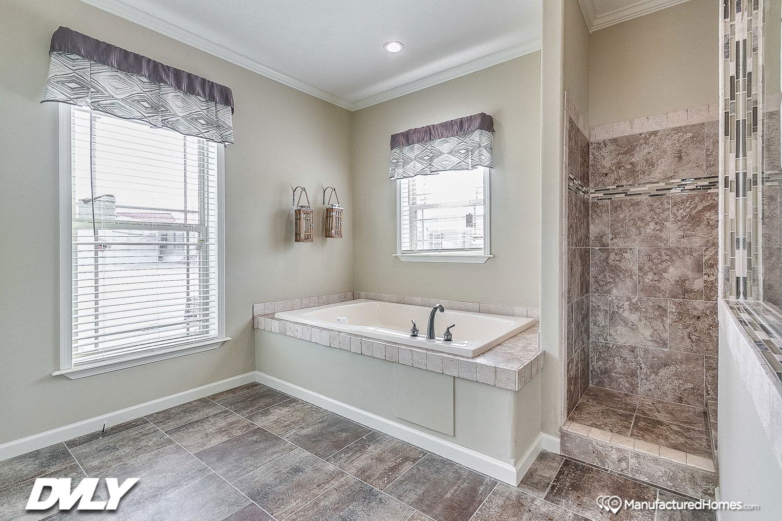 Briarritz bathroom home features