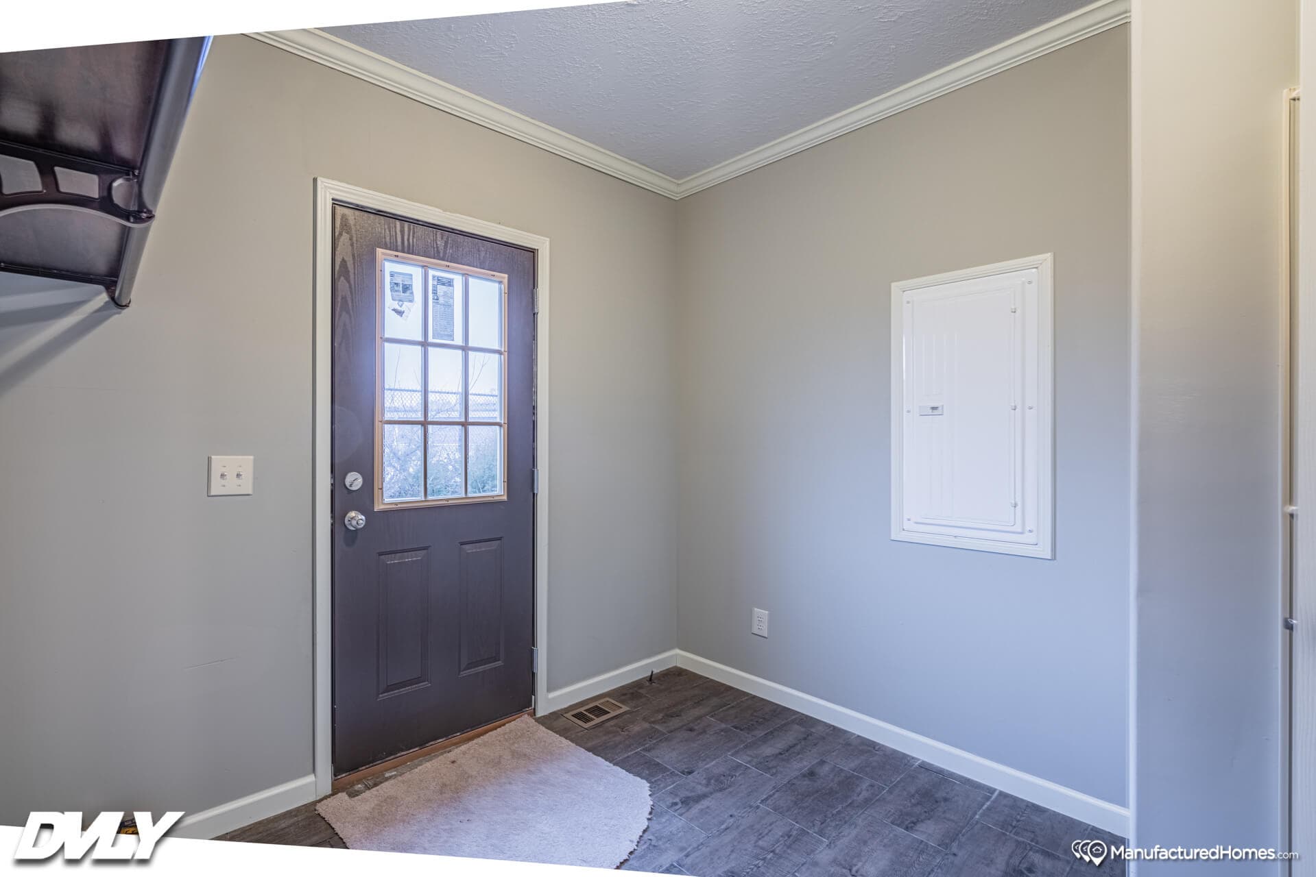 The big chief interior home features