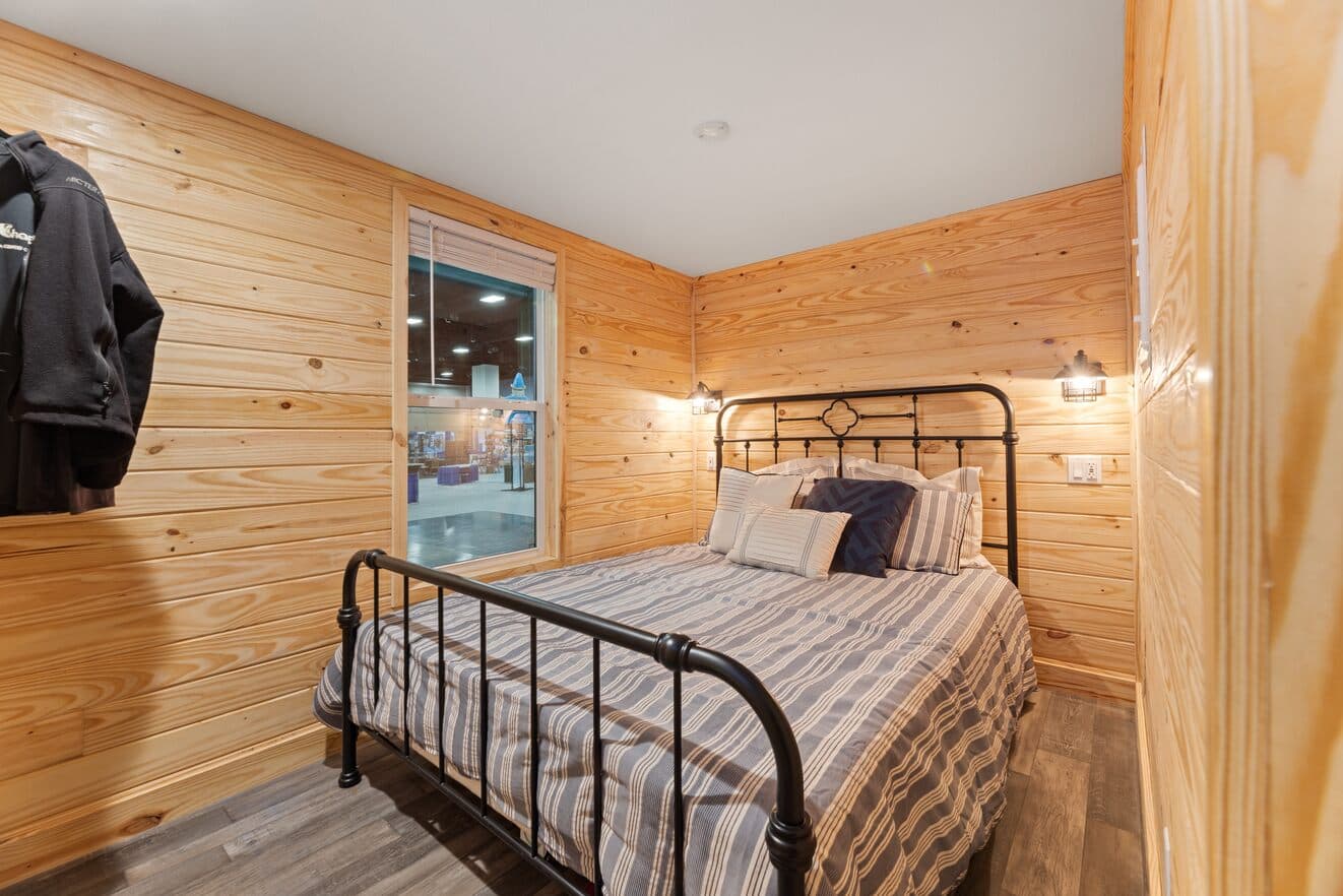 The parkview | 13291p | ansi bedroom home features