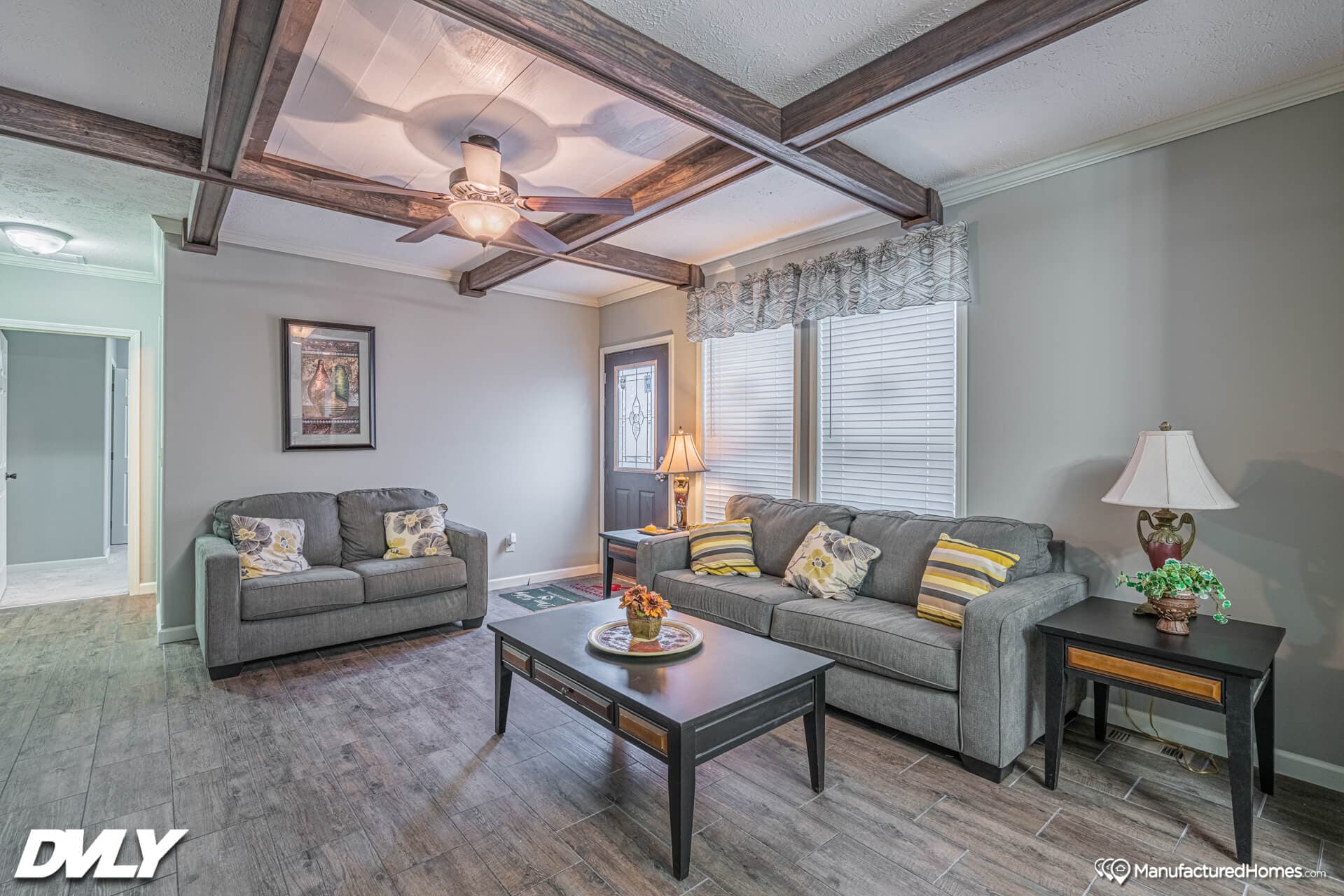 The big chief interior home features