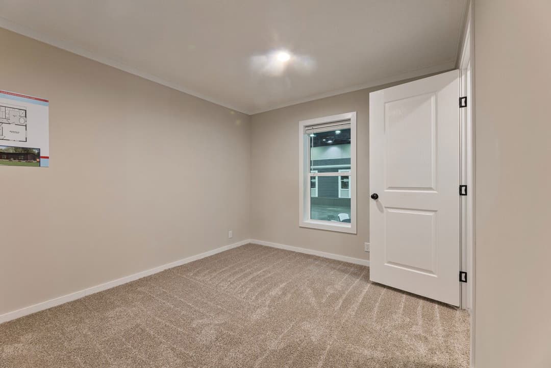 The atmos | 28603n | hud bedroom home features