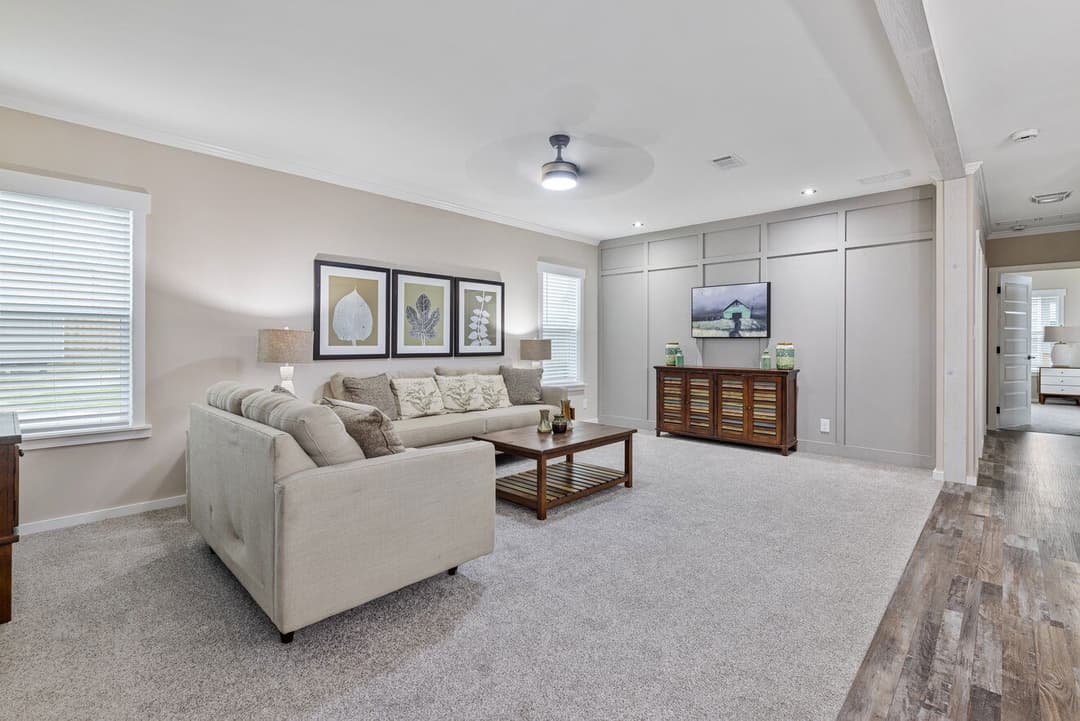 The pierce | 28562a | hud interior home features