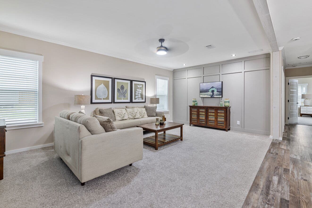 The pierce | 28562a | hud interior home features