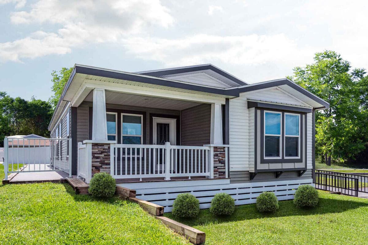 Lifestyle hero and exterior home features