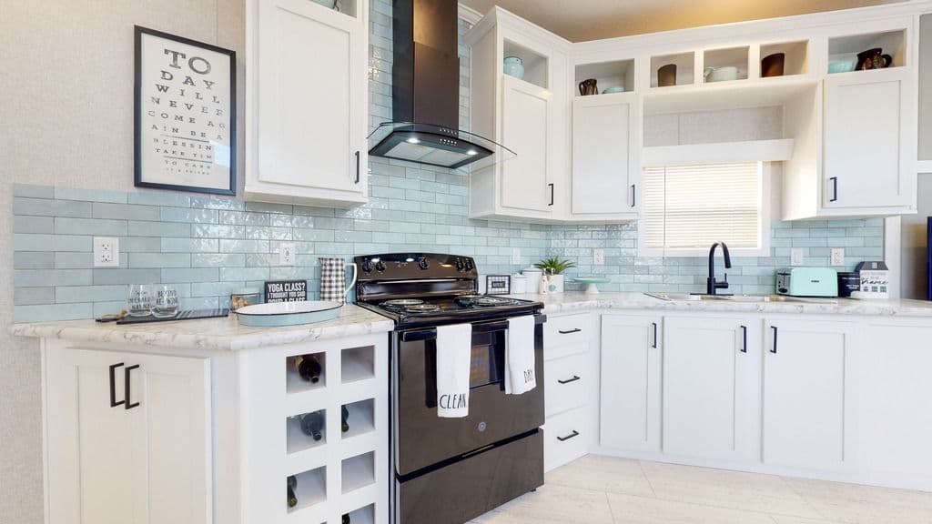 Lake charles one | 13361b | hud kitchen home features