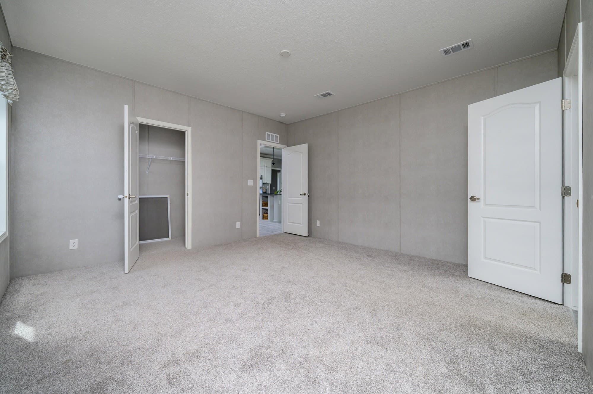 Keaton bedroom home features