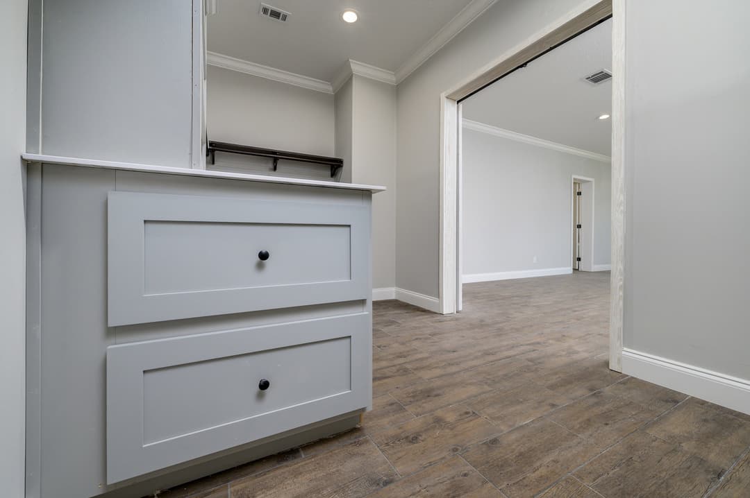 Key largo interior home features